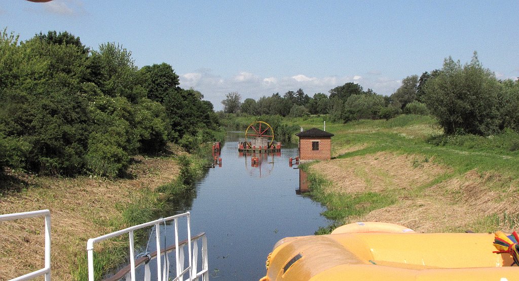 2012-07-02_10-50-36_IMG_x26851_cr.jpg -                                