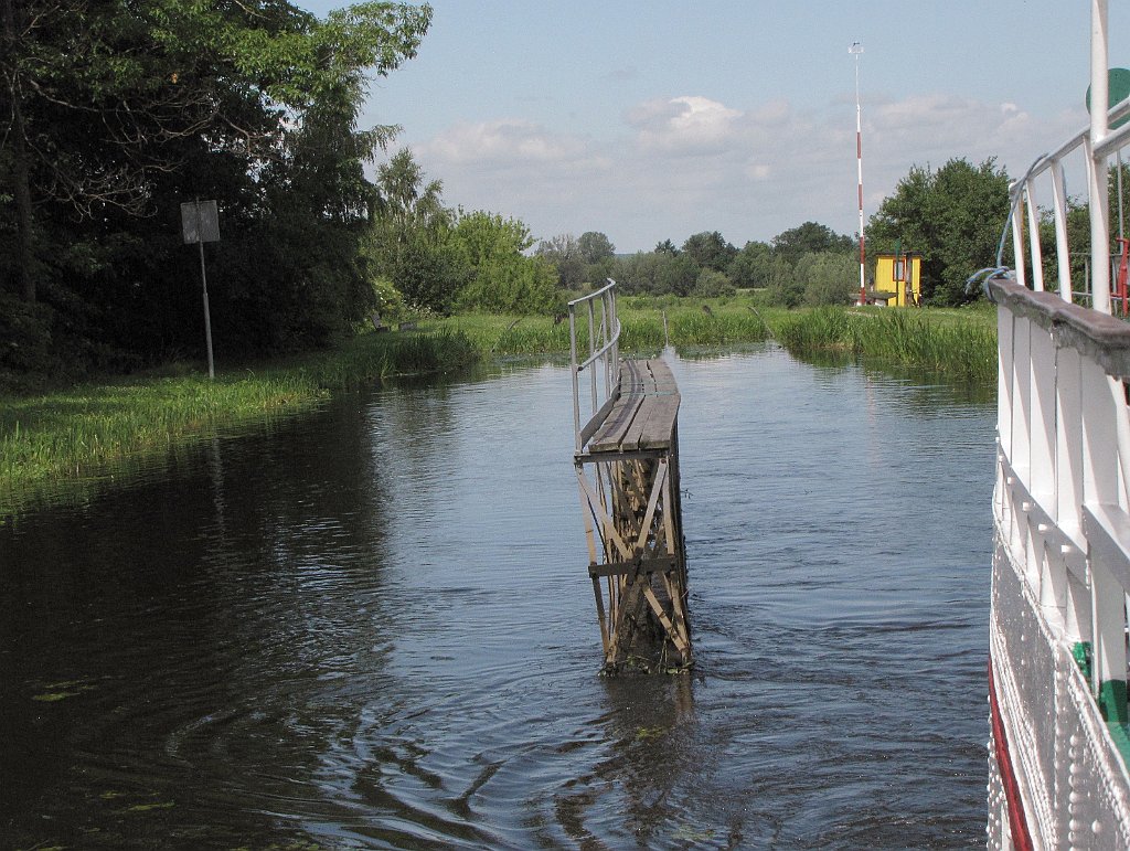 2012-07-02_11-00-23_IMG_x26890_cr.jpg -                                