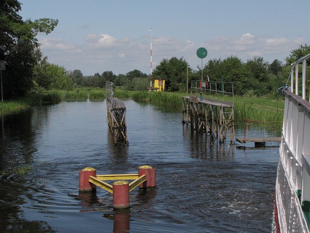 2012-07-02_11-00-37_IMG_x26891_cr.jpg -                                