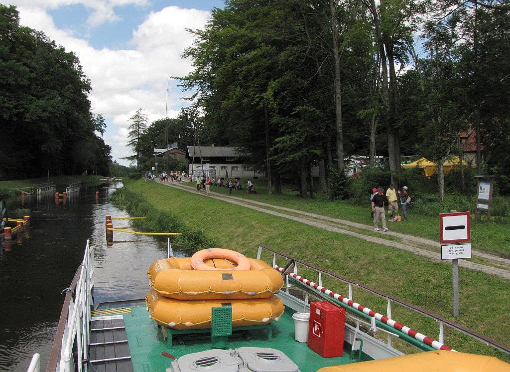 2012-07-02_13-22-11_IMG_x27056_cr.jpg -                                