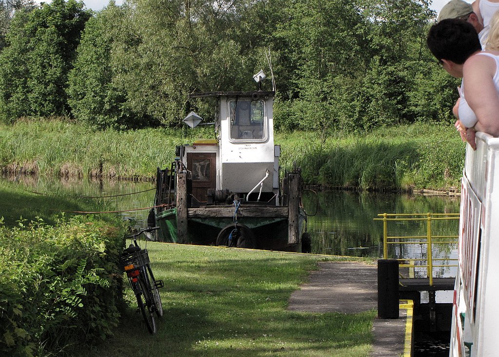 2012-07-02_15-53-01_IMG_x27096_cr.jpg -                                