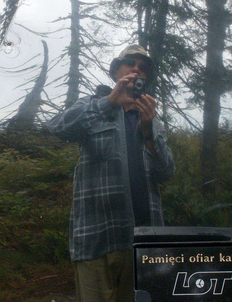 IMG_x29814_X44_P08150261_cr.jpg - OLYMPUS DIGITAL CAMERA         