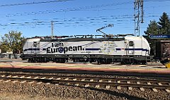 176_iP_191027_IMG_5527