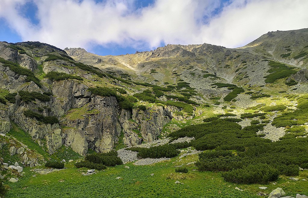 259_p20_IMG_20250617_170824.jpg - jhdr